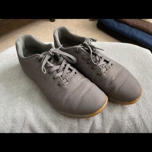 VEUC Dark Gray NoBulls